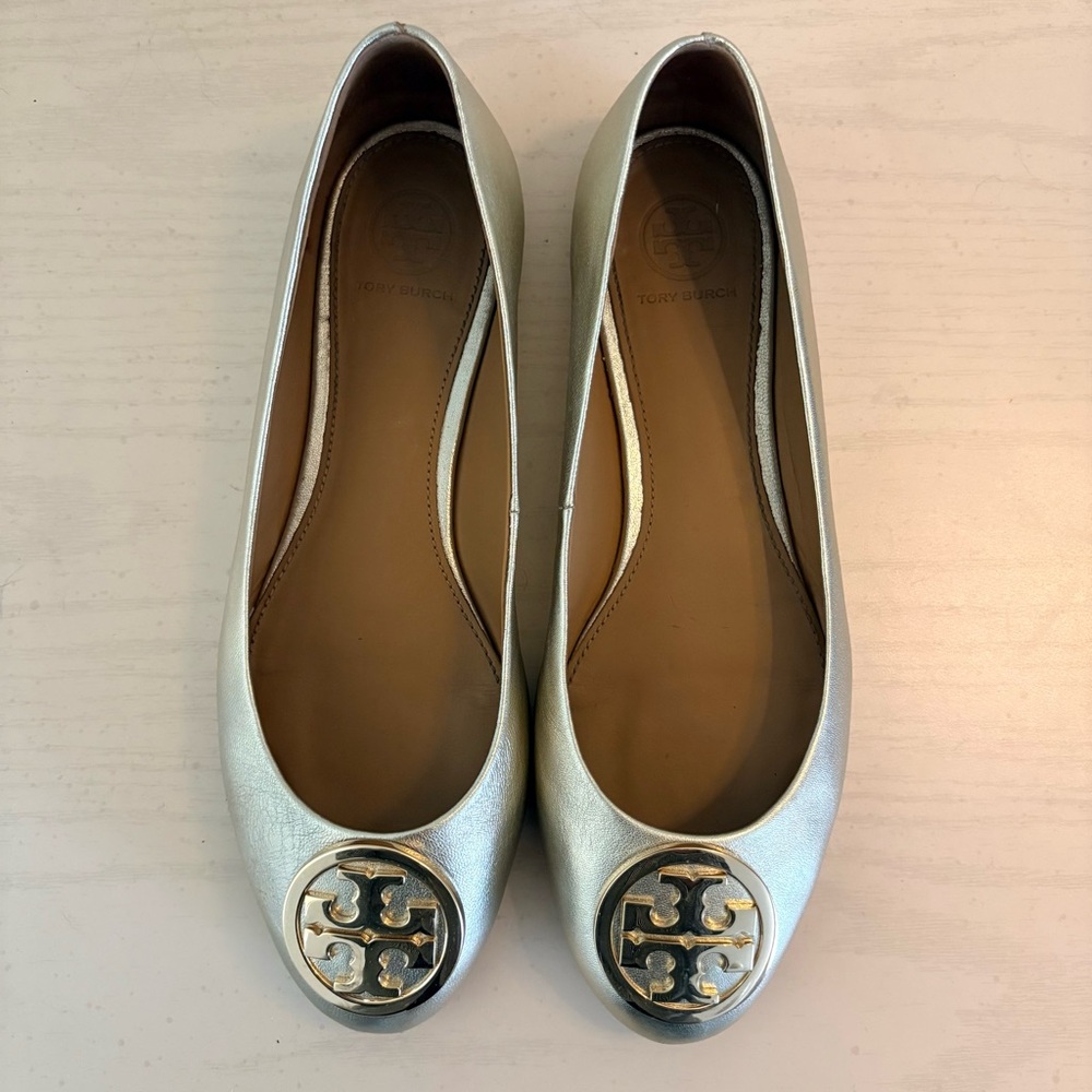 Tory Burch BENTON‎ Ballet Flat Gold Napa Leather | Gold Logo womens 7
